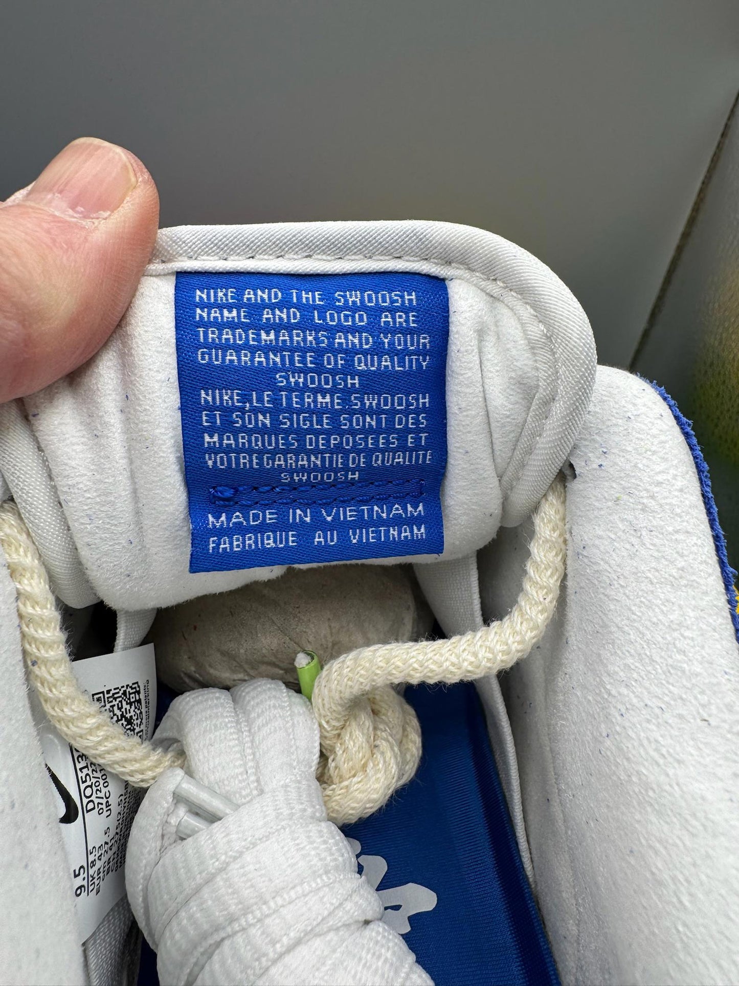UK 8.5 Nike SB Dunk Low Pro x Fly Streetwear Gardenia