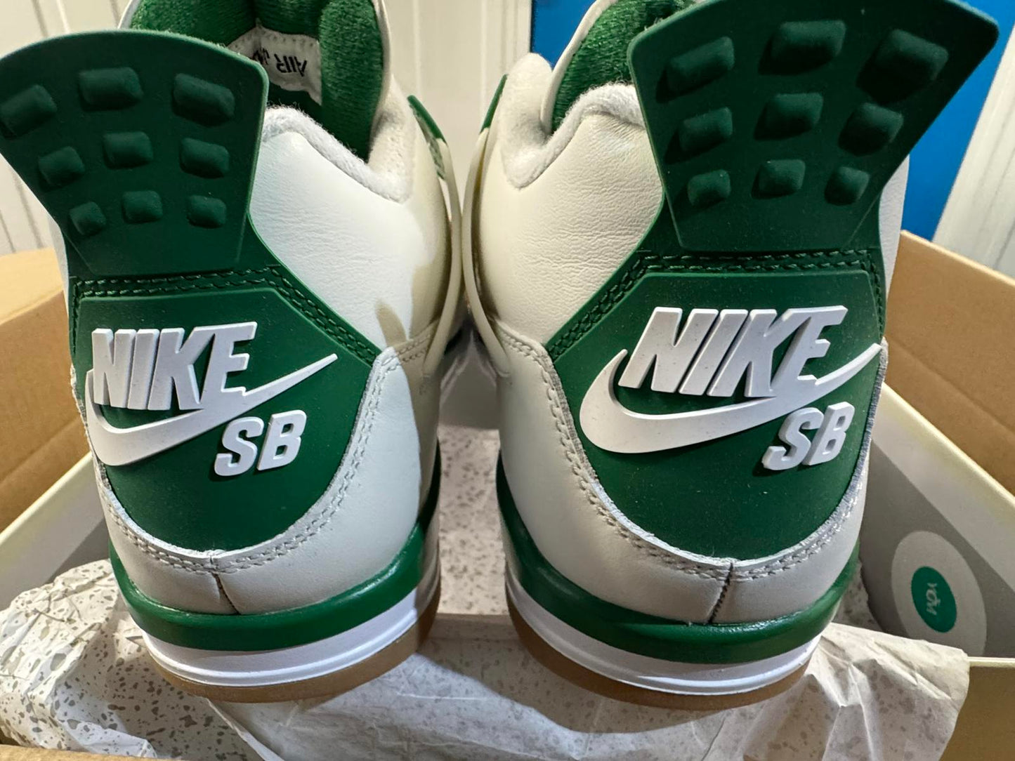 Size 7.5 UK Nike SB x Air Jordan 4 Retro SP Pine Green DS