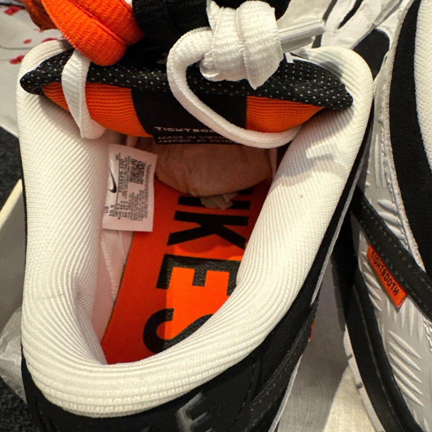 UK 9.5 Nike SB Dunk Low x TightBooth | NEW | AUTHENTIC