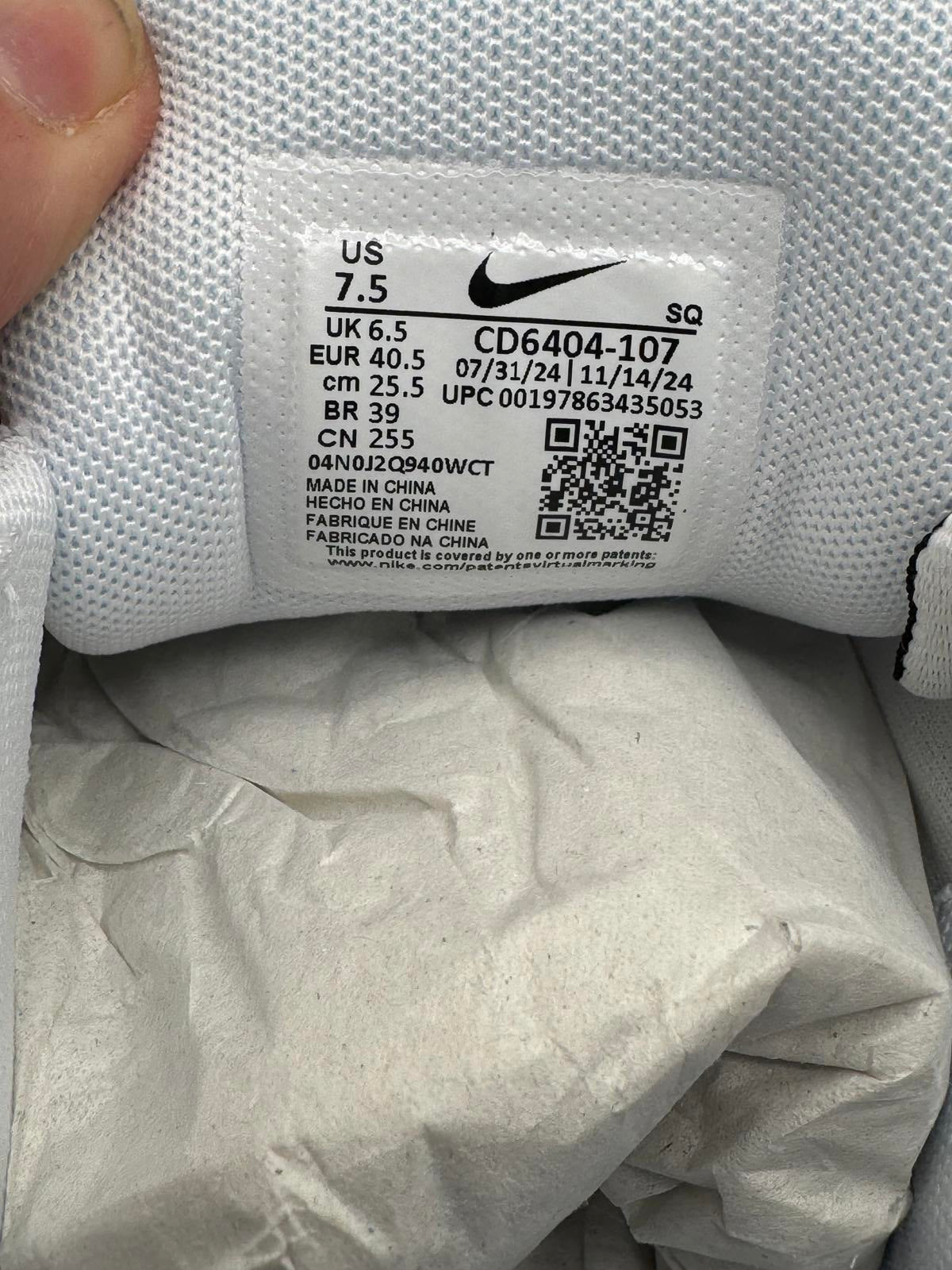 Size 6.5 Nike P6000 White Black Metallic Silver New