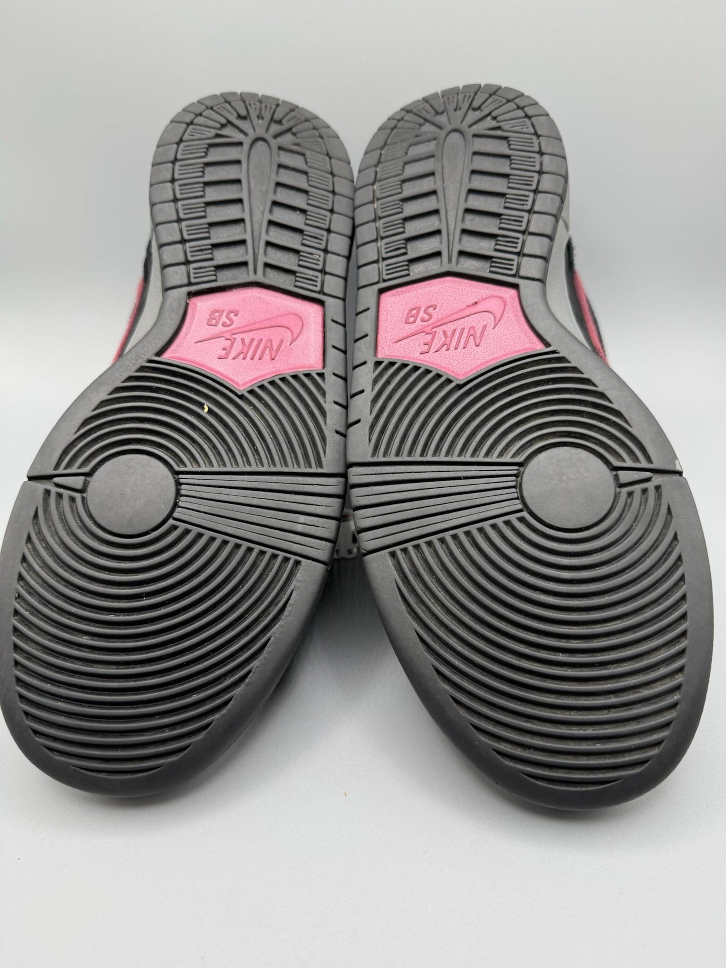 Size 8 Nike SB Dunk Mid Black Ostrich Cherrywood USED 314383-060