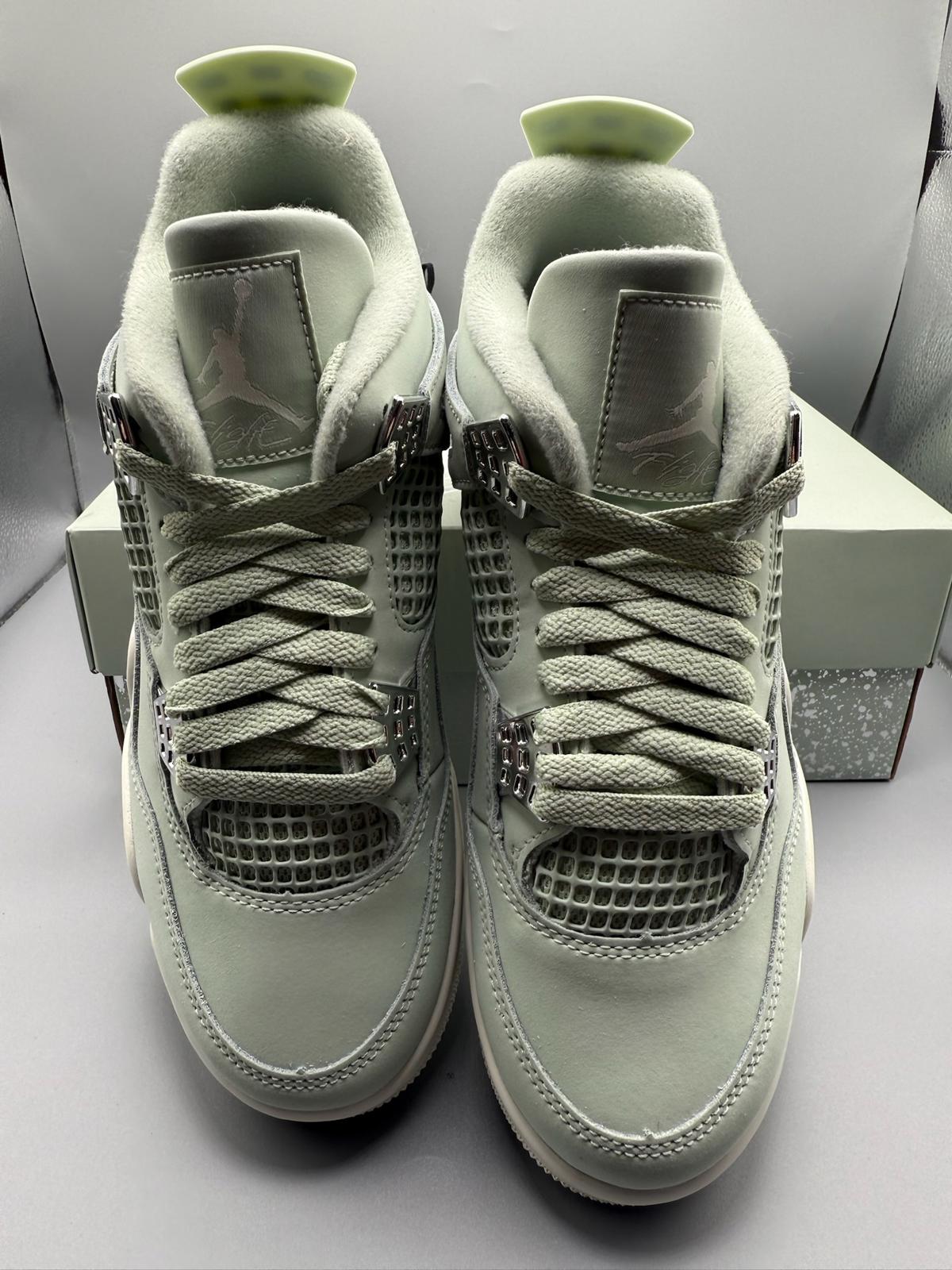 Size 4.5 Womens Jordan 4 Sea Foam DS Brand New