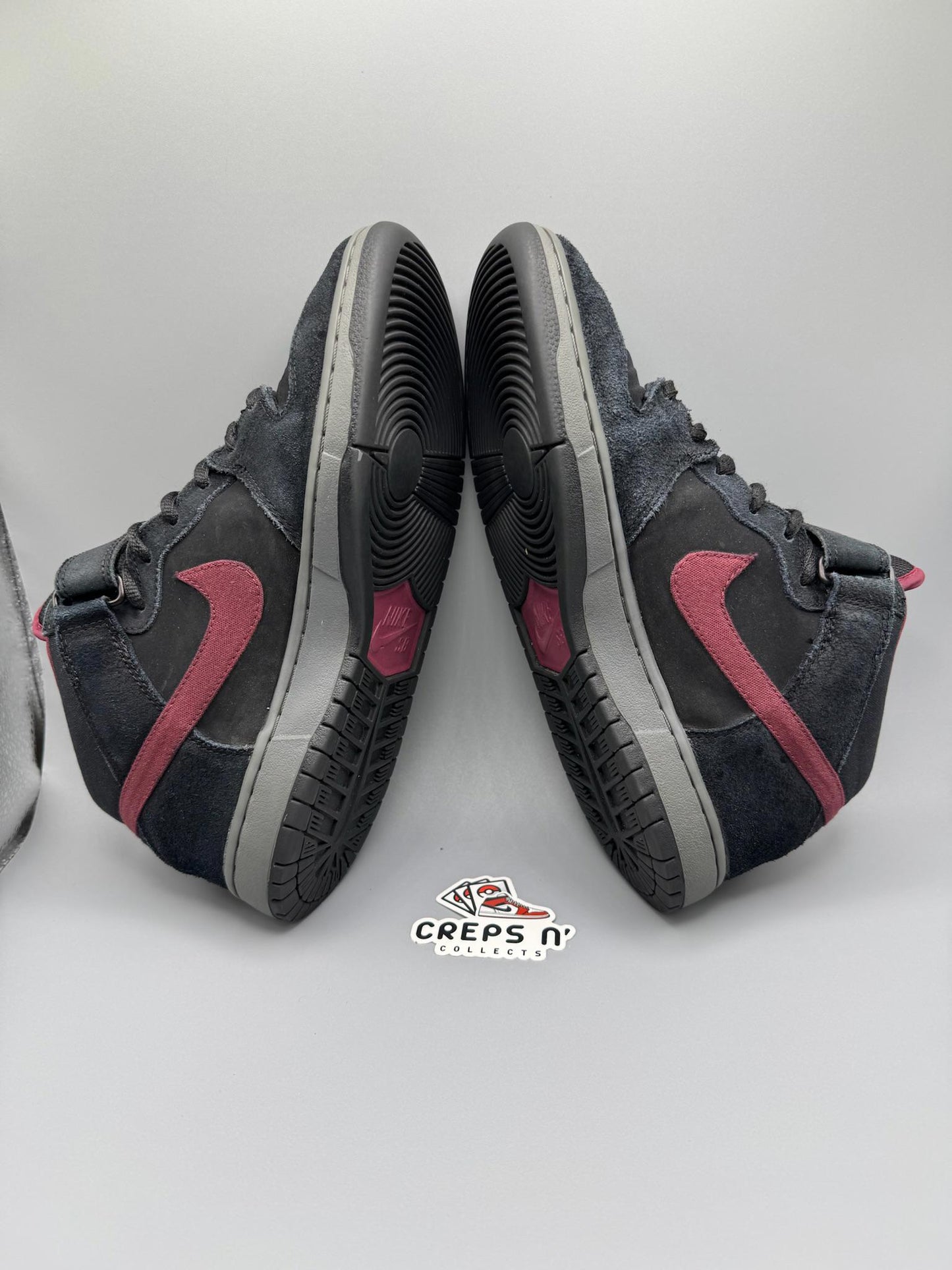Size 8 Nike SB Dunk Mid Black Ostrich Cherrywood USED 314383-060