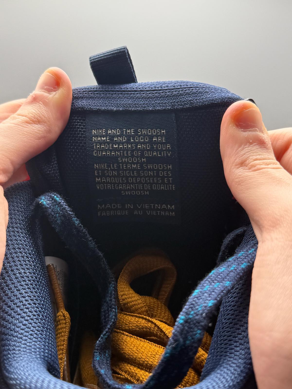 Size 7.5 UK Nike SB Dunk Low 90s Back pack Midnight Navy Ochre DX6775-400