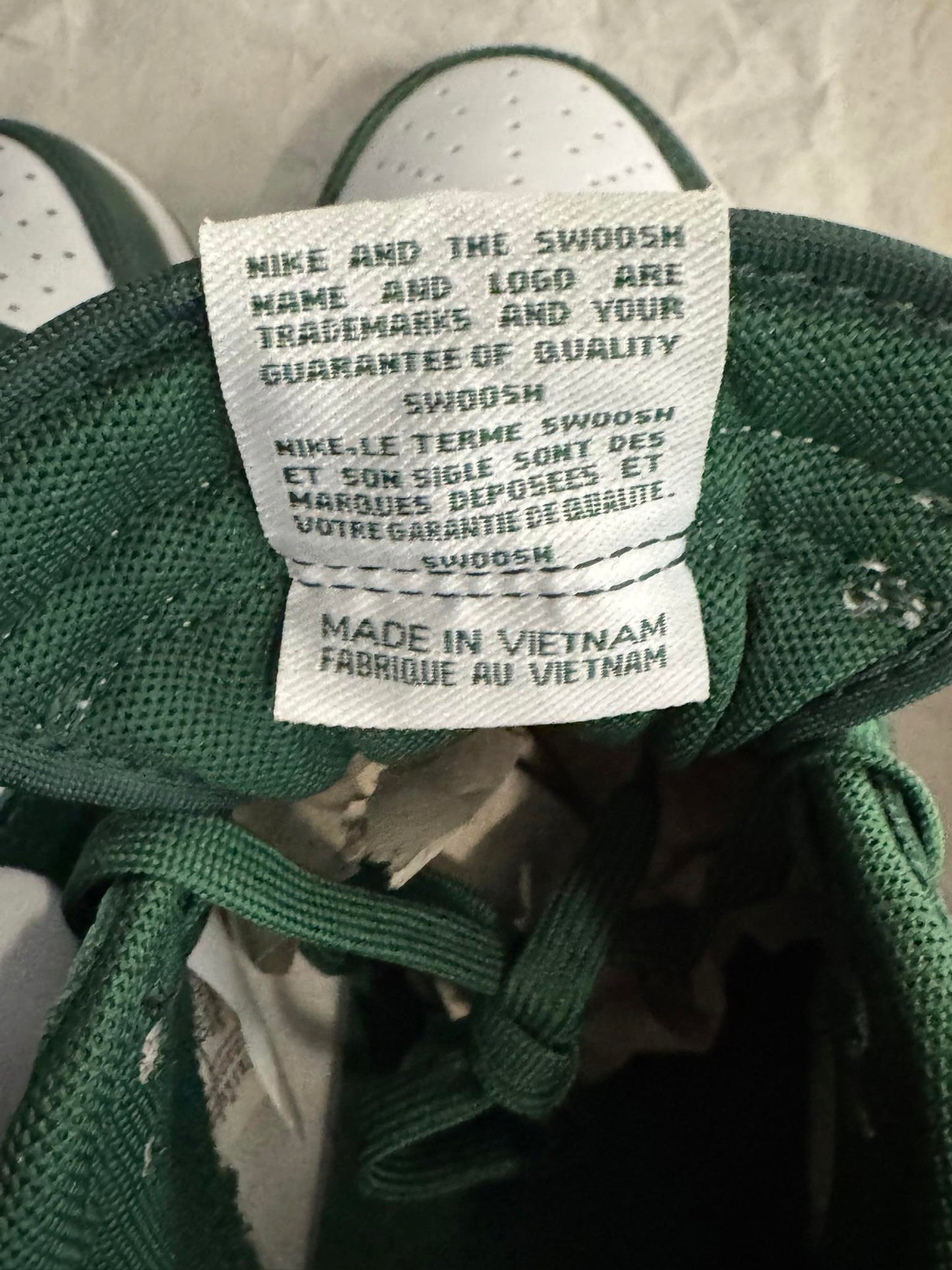 UK 10.5 Nike Dunk Low Green White Sneakers NEW DD1391-101