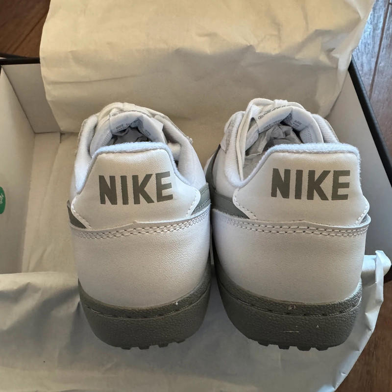 Size 7 Nike Field General White Grey