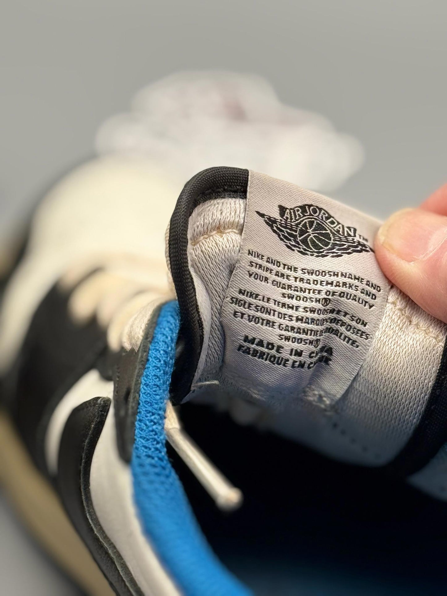 Size 5.5 - Jordan 1 Retro x Fragment Design x Travis Scott Low Blue