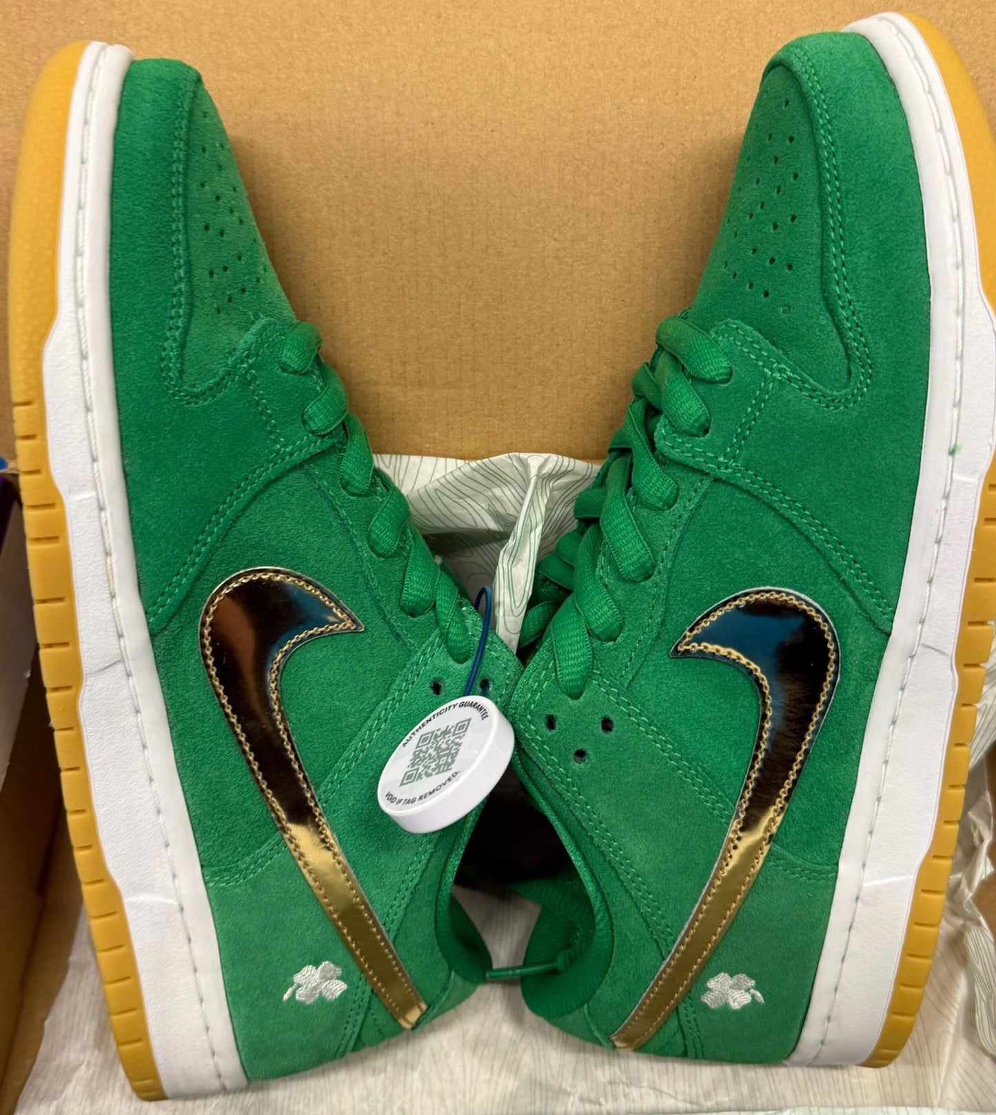 Size 6.5 St Patrick's Day Nike SB Dunk DS BRAND NEW