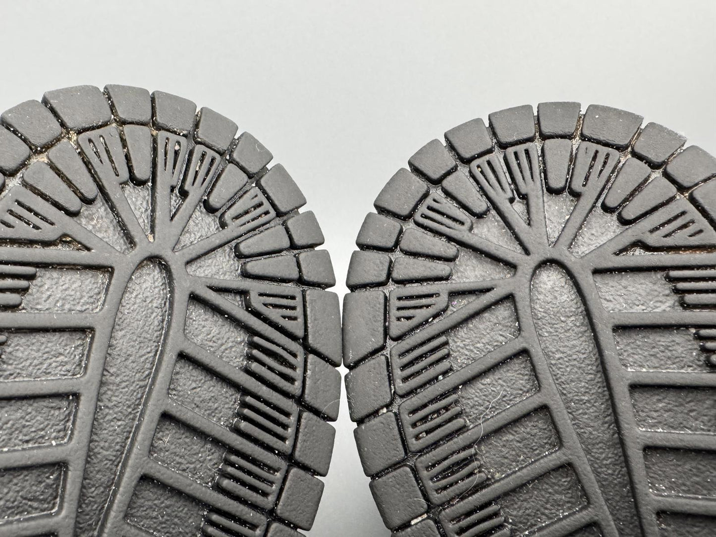 Size 8 Nike SB Dunk High Concepts Stained Glass US 9 EU 42.5