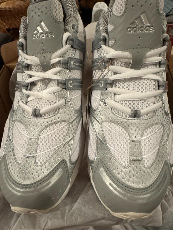 UK 9 Adidas Ozweego Pro - Silver Metallic