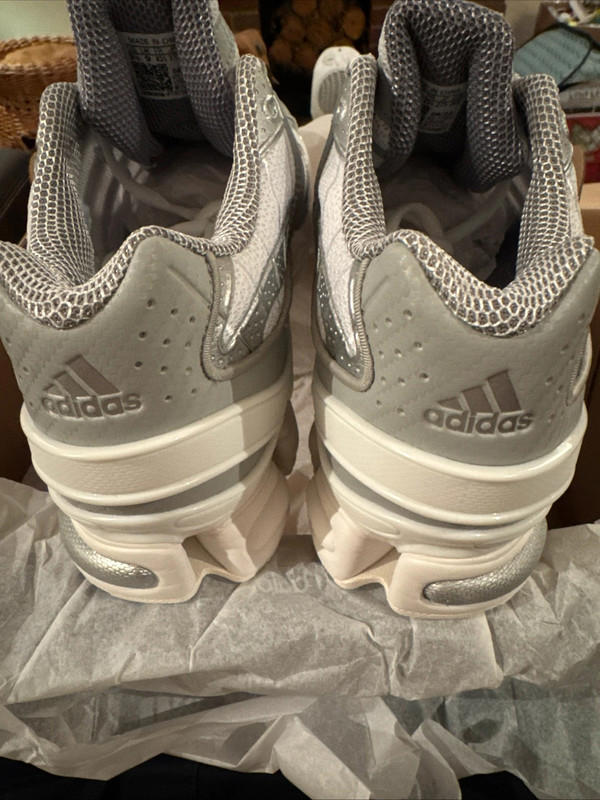 UK 9 Adidas Ozweego Pro - Silver Metallic