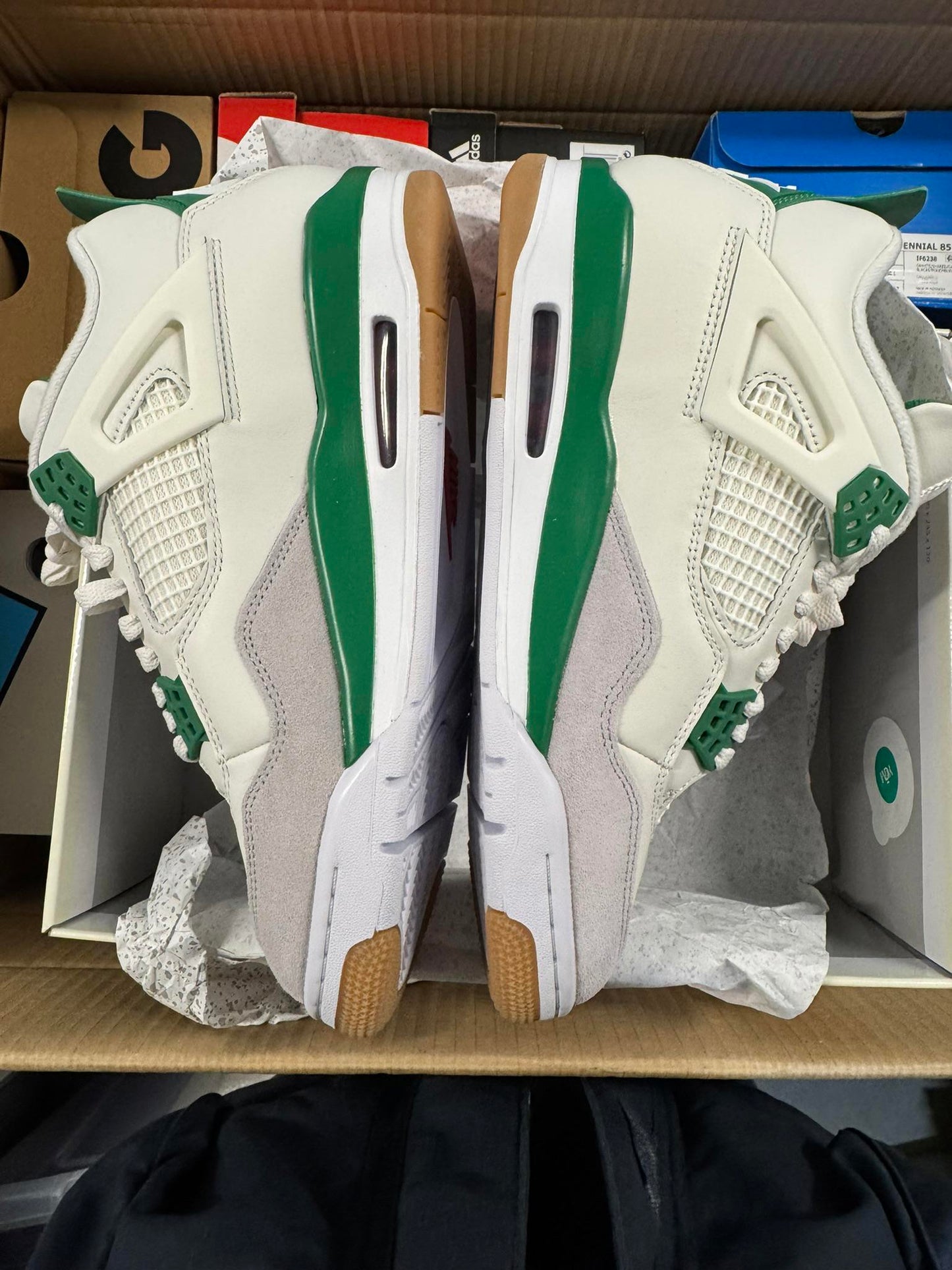 Size 7.5 UK Nike SB x Air Jordan 4 Retro SP Pine Green DS