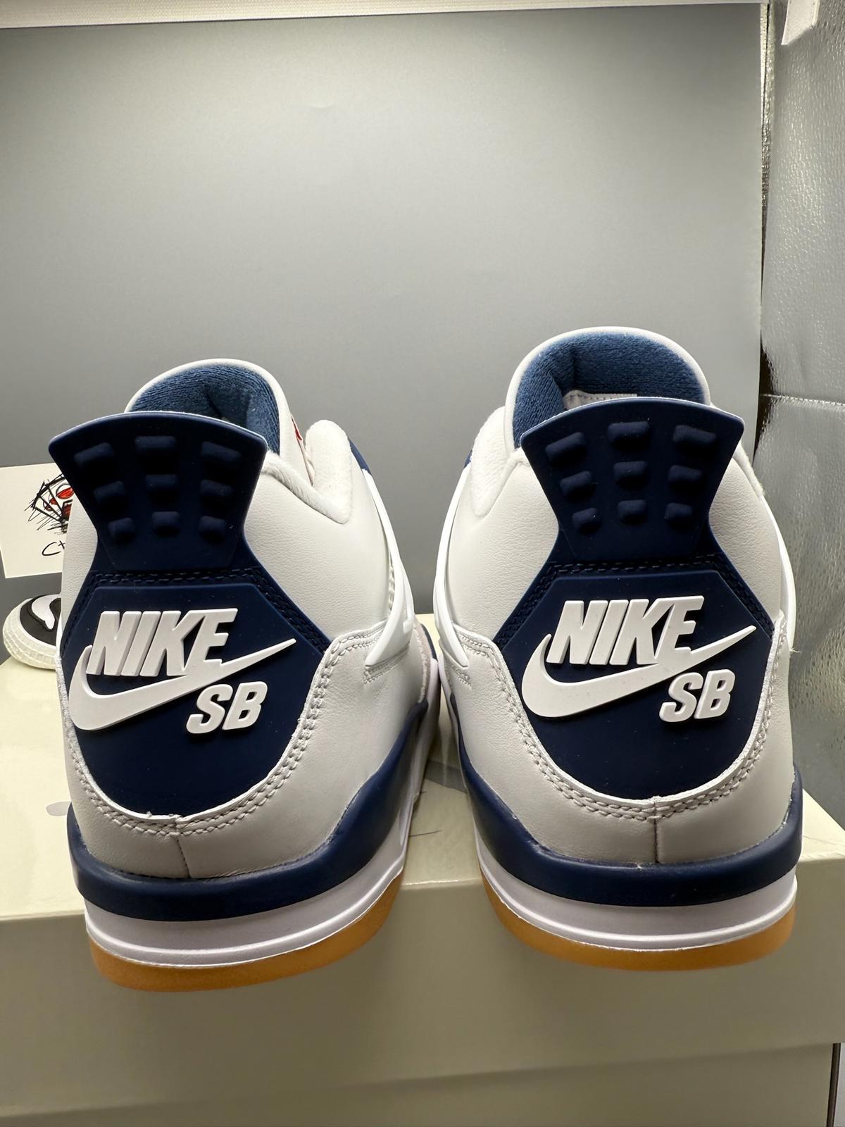 Size 7.5 Nike SB Air Jordan 4 Blue Brand New