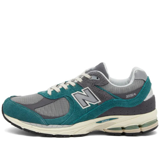 New Balance M2002REM