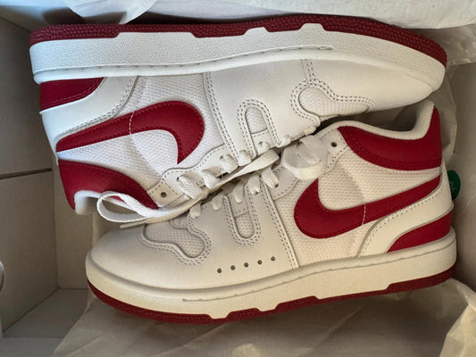 Size 6 Nike Attack Red White