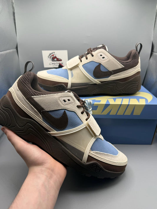 UK Size 9 Nike Travis Scott Field Jaxx Leche Blue NEW