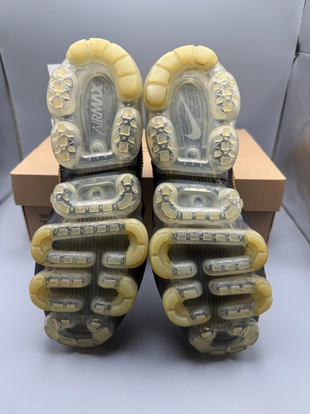 Size 7.5 Off-White x Nike Air VaporMax ‘Black’ 2018.