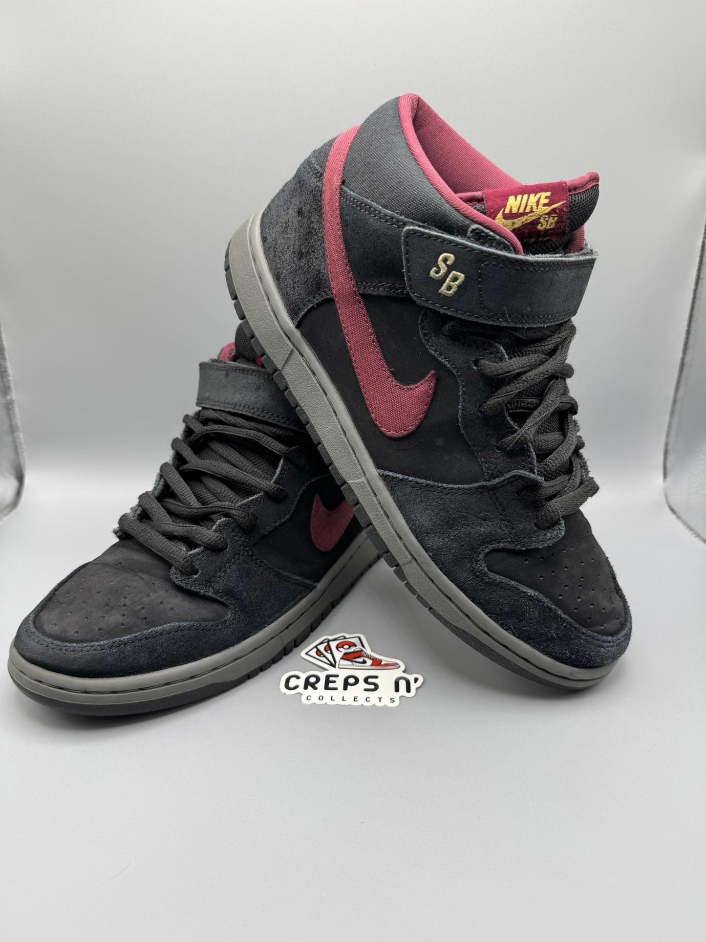 Size 8 Nike SB Dunk Mid Black Ostrich Cherrywood USED 314383-060