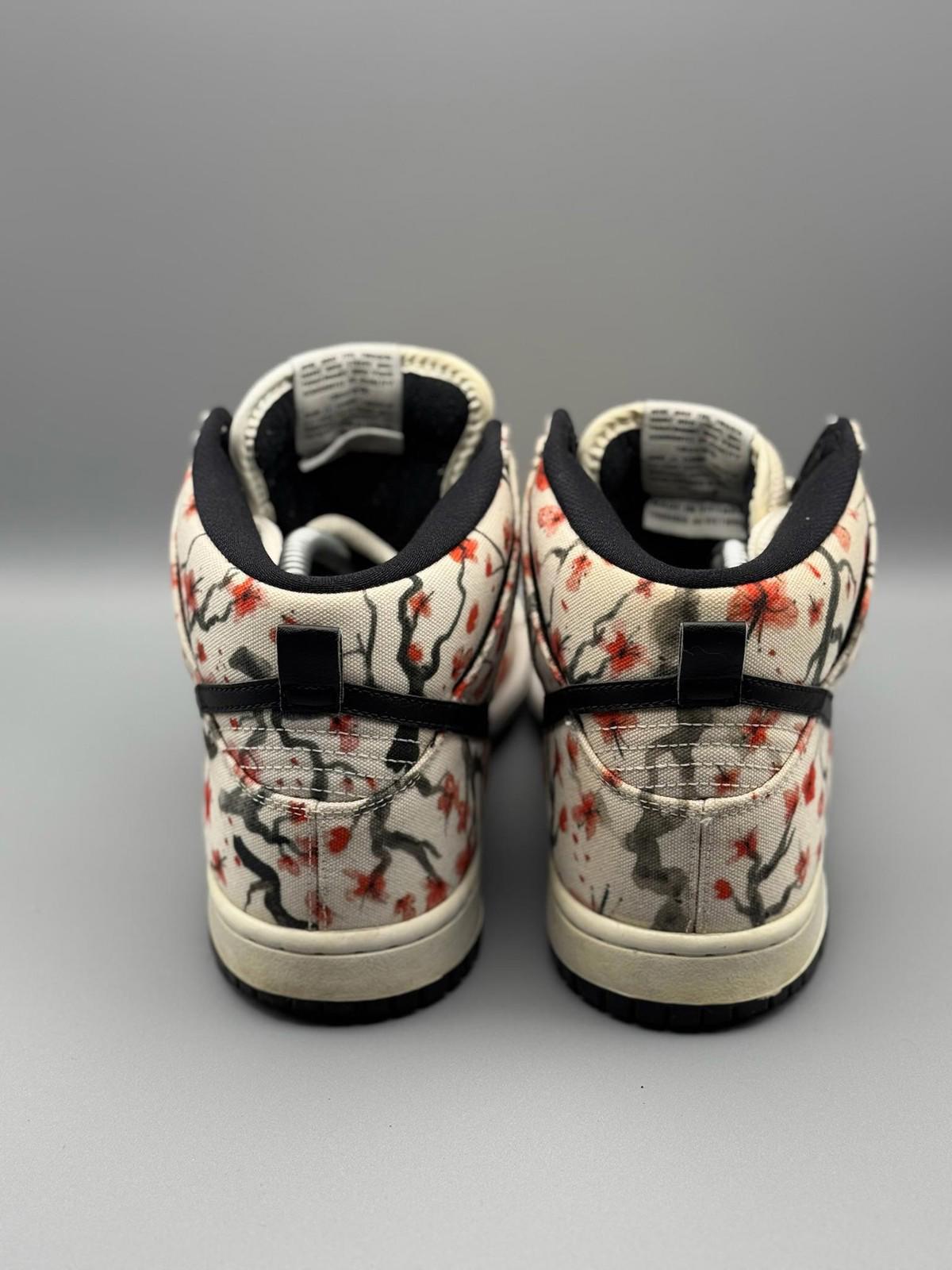 Size 7 Nike SB Dunk High Cherry Blossom USED