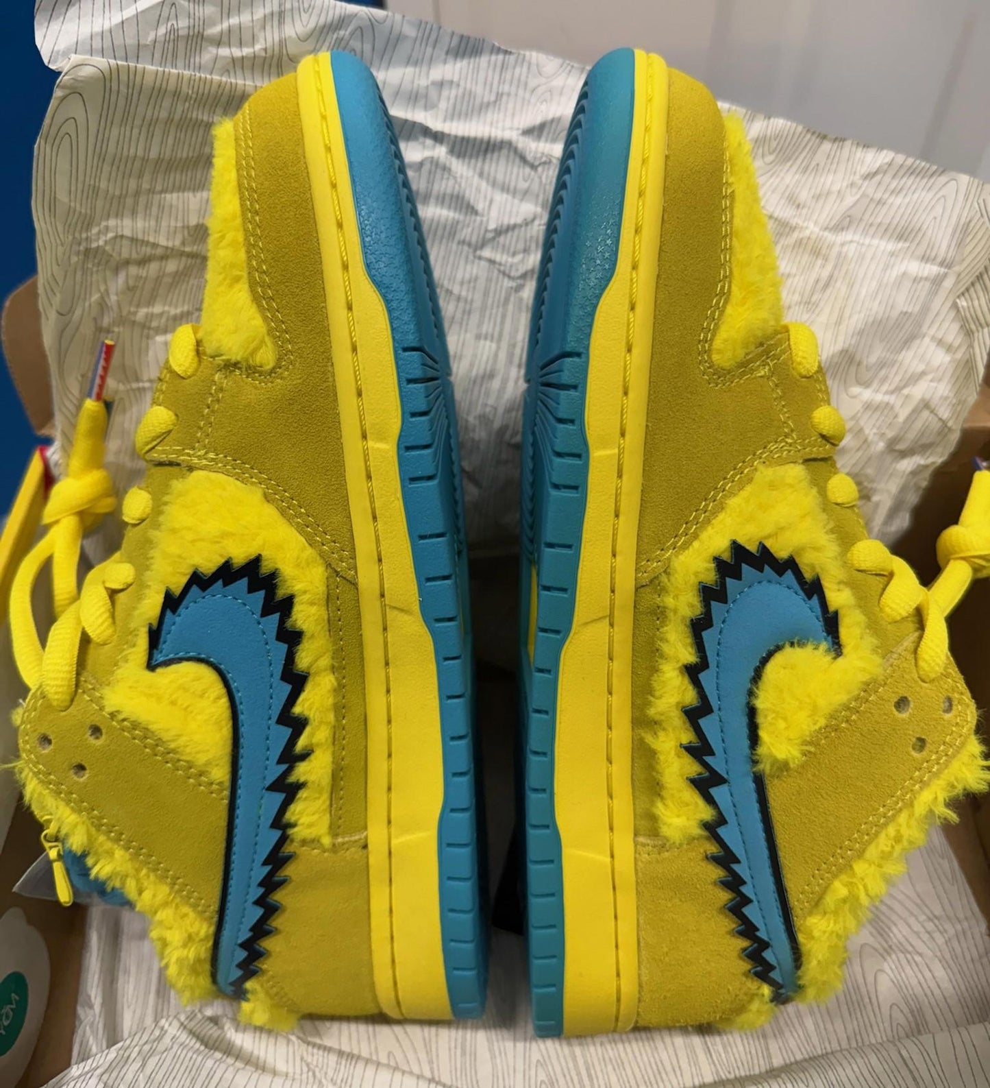 Size 7 Nike SB Dunk Low Grateful Dead Bears Opti Yellow DS NEW