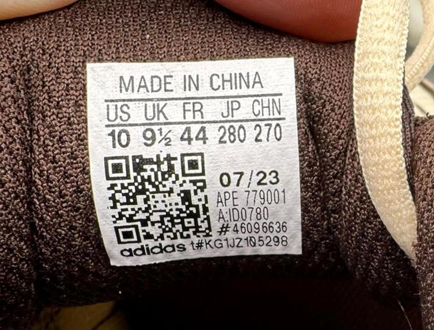 Size 9.5 / EU 44 Adidas Bad Bunny Response CL Paso Fino BRAND NEW DS