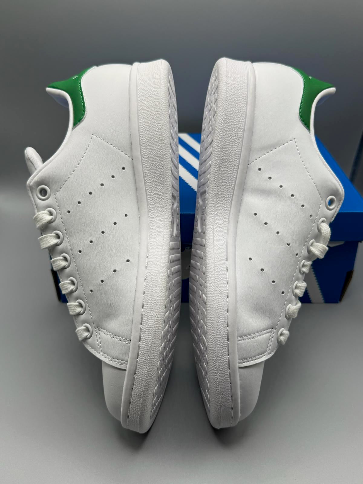 Size 6 adidas Stan Smith White Green Brand New