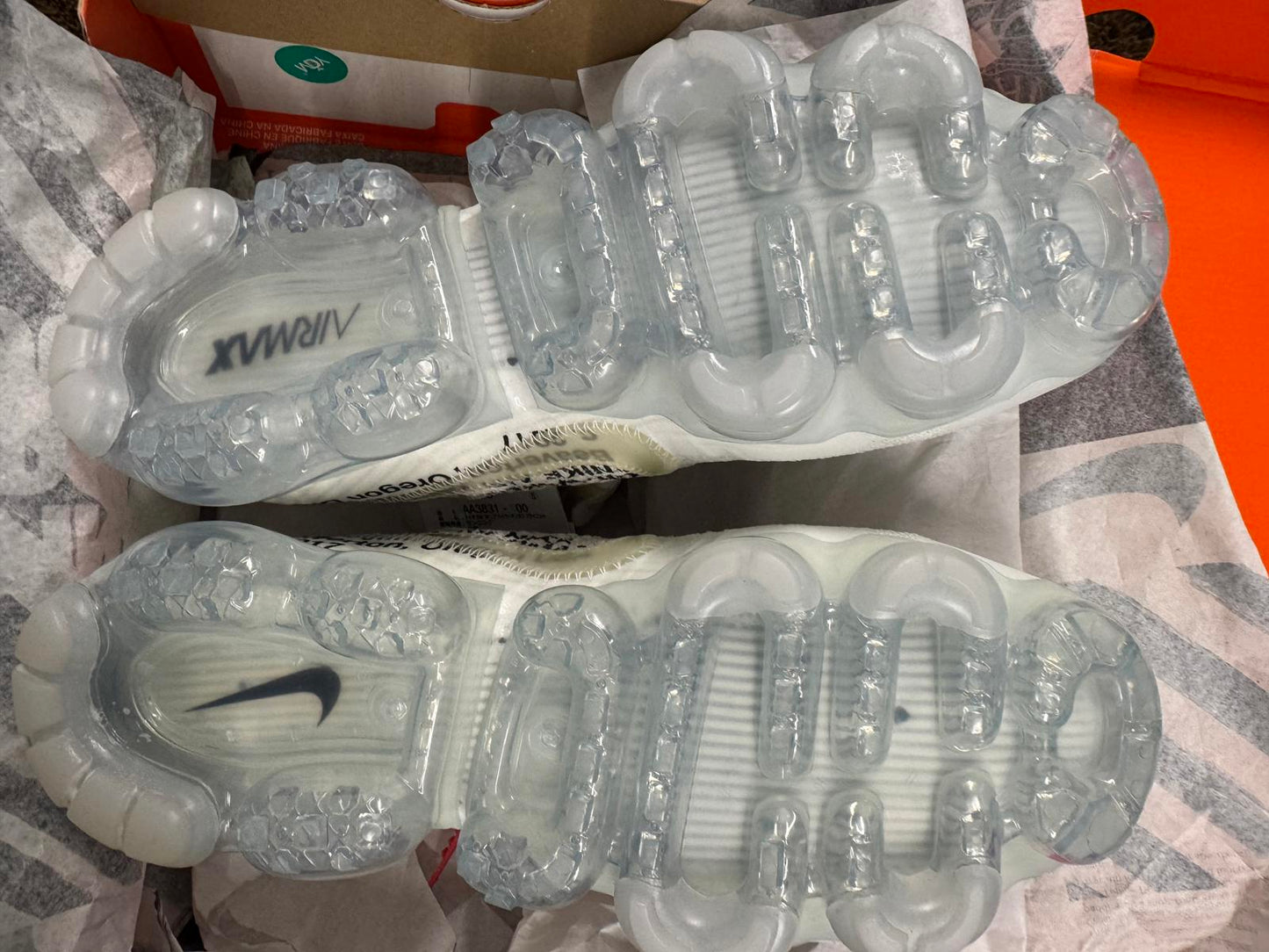 Size 8.5 Nike Air Vapormax Flyknit 2  Off White OG WHITE