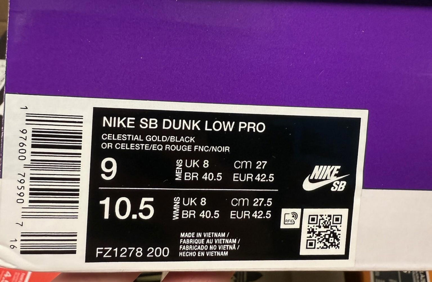 Size 9.5 Nike SB Dunk Low City of Cinema OG ALL