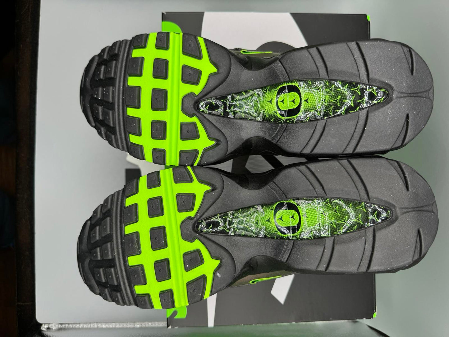 Size 9.5 Nike Air Max 95/97 ‘University Of Oregon Thunder PE’ What the Duck