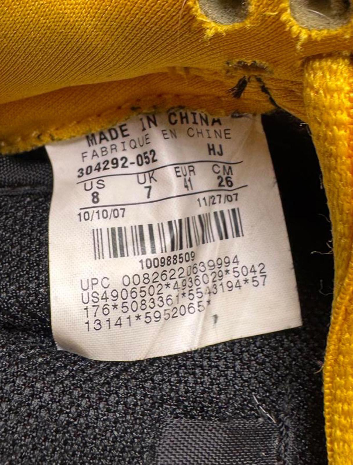 Size 7 Nike SB Dunk Guns n Roses Preloved